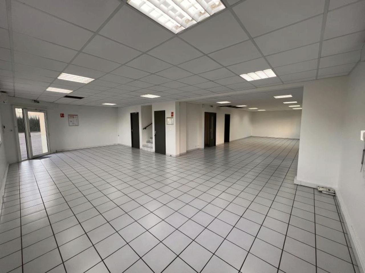 Local d'activité Saint-Fons 744m² Location local d'activité Saint-Fons Rhône OLACT2533099 5